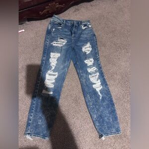 Womens size 8 American eagle mom jeans